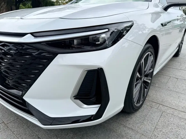 Chery Arrizo 8 — Фото автомобиля 23