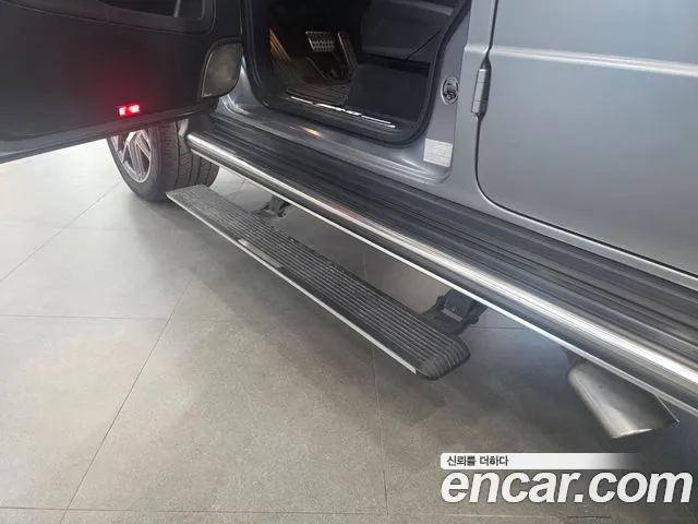 Mercedes-Benz G-Class — Фото автомобиля 11