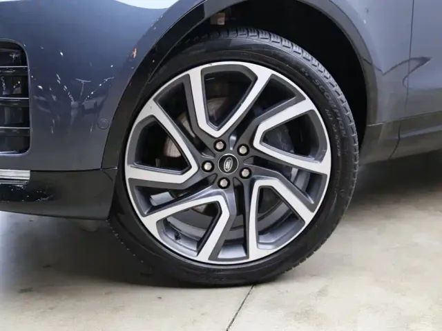 Land Rover Discovery — Фото автомобиля 26