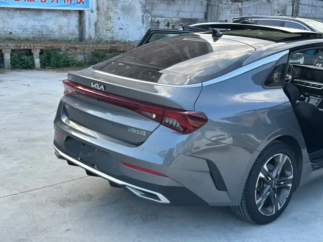 Kia K5 — Фото автомобиля 18