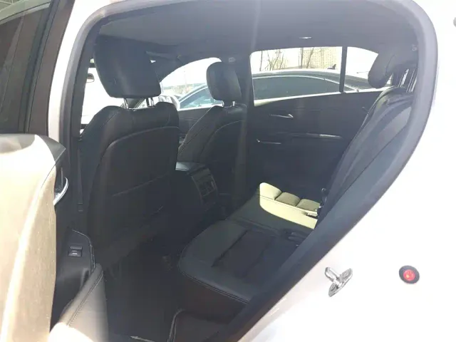 Cadillac XT4 — Фото автомобиля 16