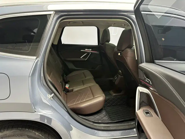 BMW X1 — Фото автомобиля 14