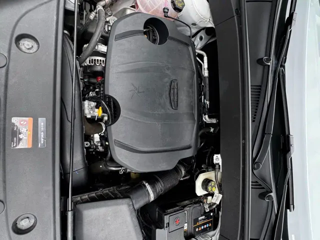 Geely Boyue L — Фото автомобиля 22