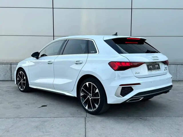 Audi A3 — Фото автомобиля 5