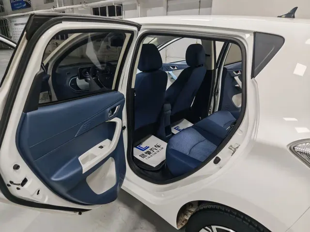 Changan Benben E-Star — Фото автомобиля 9