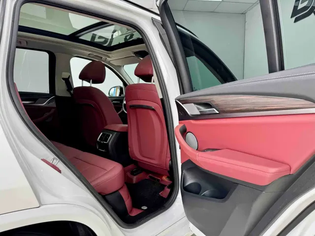BMW X3 — Фото автомобиля 11