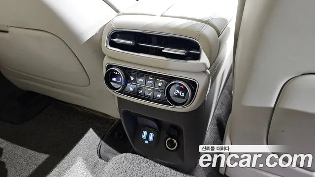 Genesis GV80 2.5T Бензин AWD — Фото автомобиля 18