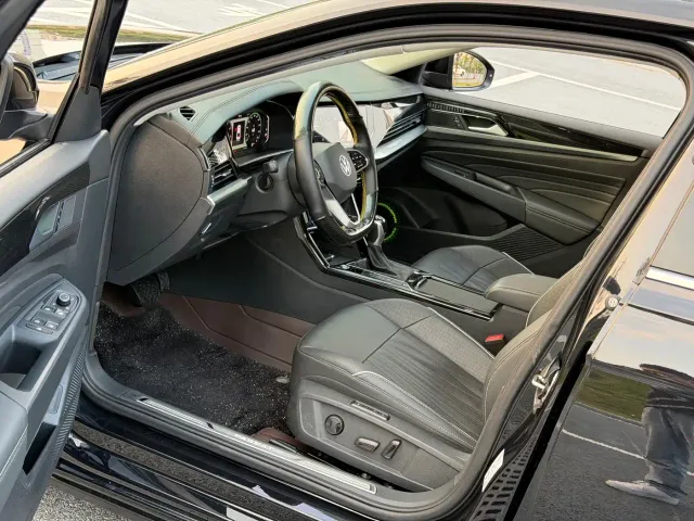 Volkswagen Passat — Фото автомобиля 7