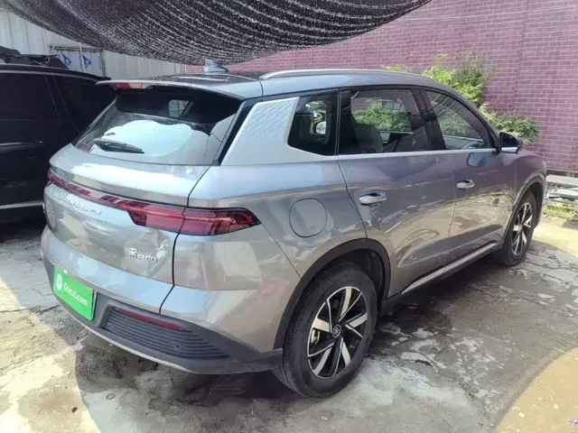 BYD Song Pro — Фото автомобиля 6