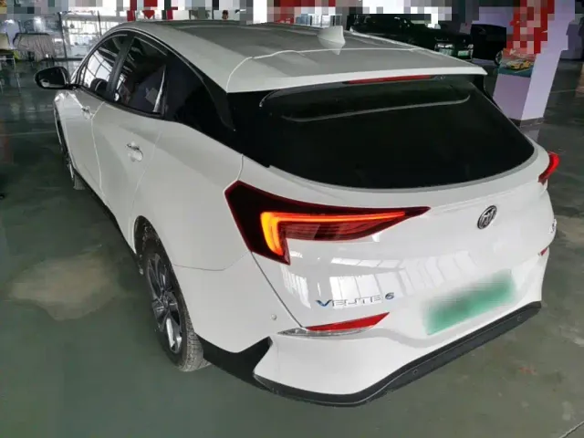 Buick Velite 6 — Фото автомобиля 4