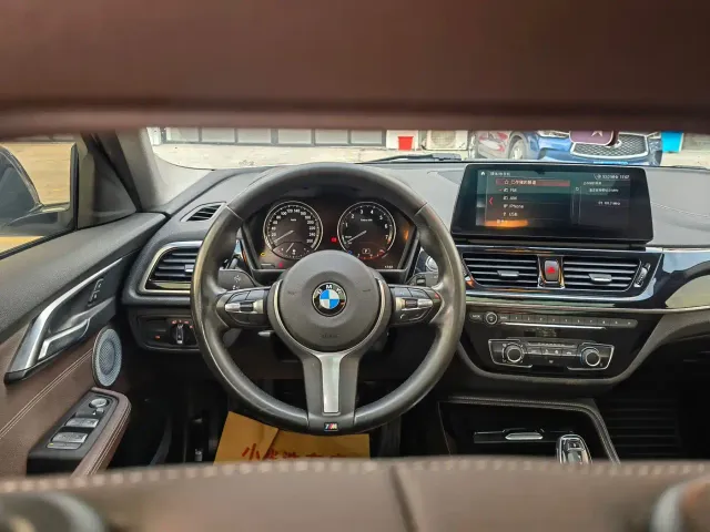 BMW 1 Series — Фото автомобиля 12