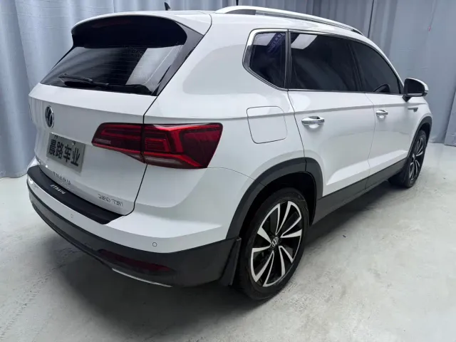 Volkswagen Tharu — Фото автомобиля 4