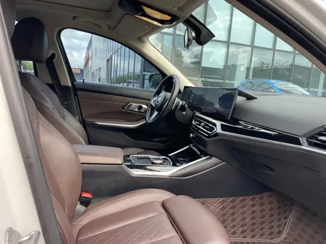BMW 3 Series — Фото автомобиля 13