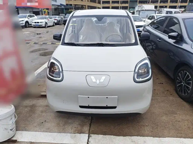Wuling Hongguang Mini EV — Фото автомобиля 2