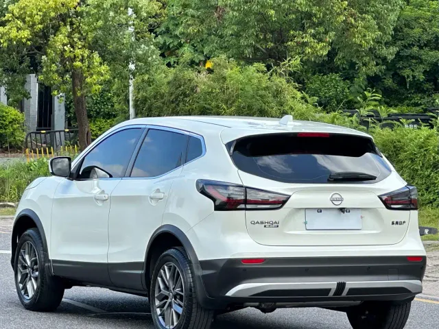 Nissan Qashqai — Фото автомобиля 16