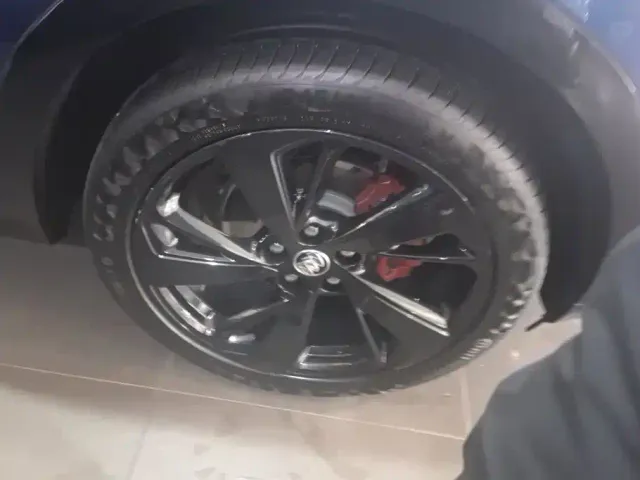 Buick Envision S — Фото автомобиля 6