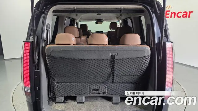 Hyundai Staria Staria 4WD Lounge 9 мест — Фото автомобиля 29