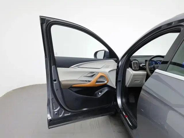 BYD Song Pro — Фото автомобиля 8