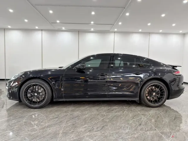 Porsche Panamera — Фото автомобиля 7