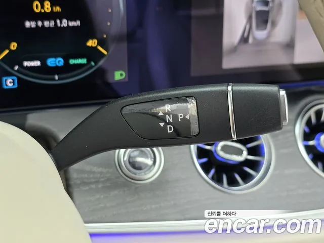 Mercedes-Benz E-Class — Фото автомобиля 9
