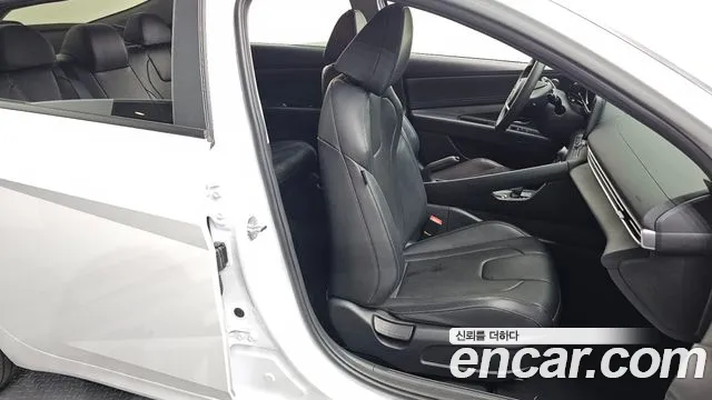 Hyundai AVANTE Avante (CN7) — Фото автомобиля 26
