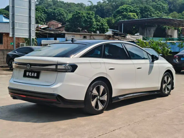 Volkswagen ID.7 Vizzion — Фото автомобиля 3