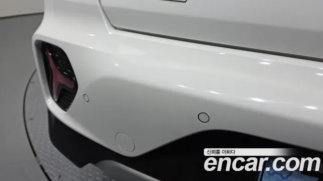 Kia Niro — Фото автомобиля 30