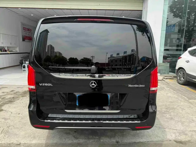 Mercedes-Benz V-Class — Фото автомобиля 7