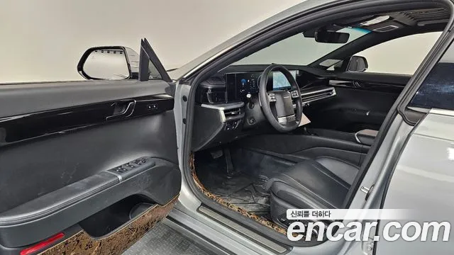 Hyundai Grandeur GN7 — Фото автомобиля 10