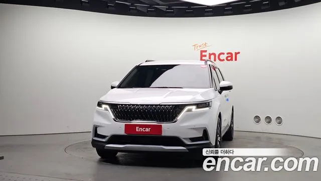 Kia Canival Carnival 4 поколение Бензин 9 мест Prestige — Фото автомобиля 3
