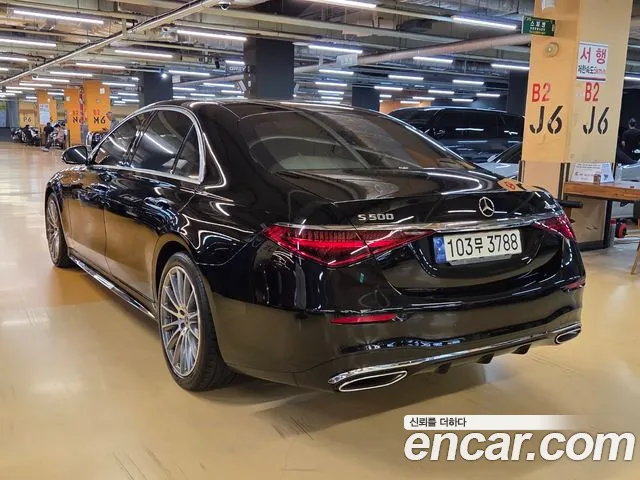 Mercedes-Benz S-Class — Фото автомобиля 3