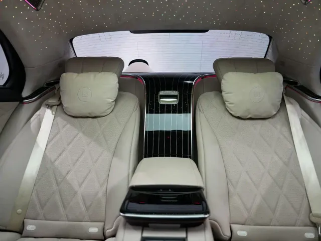 Mercedes-Benz S-Class — Фото автомобиля 26