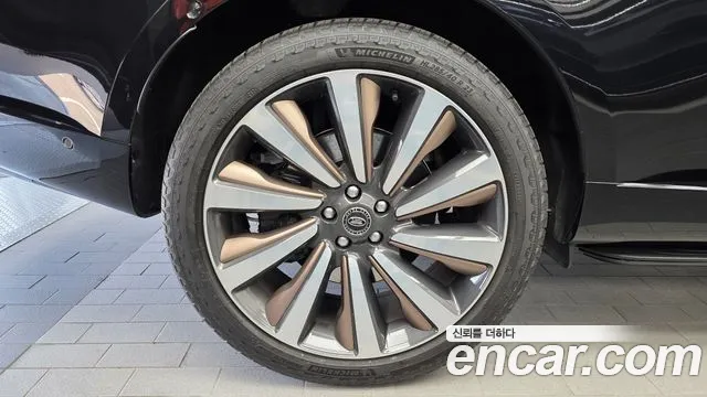 Land Rover Range Rover — Фото автомобиля 5
