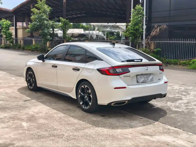 Honda Civic — Фото автомобиля 6