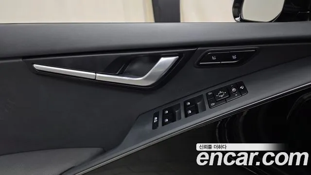 Kia Niro The All New — Фото автомобиля 29