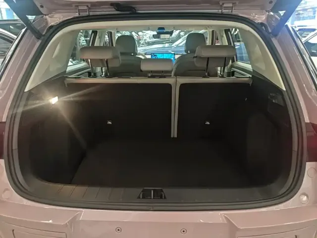 Geely ICON — Фото автомобиля 18