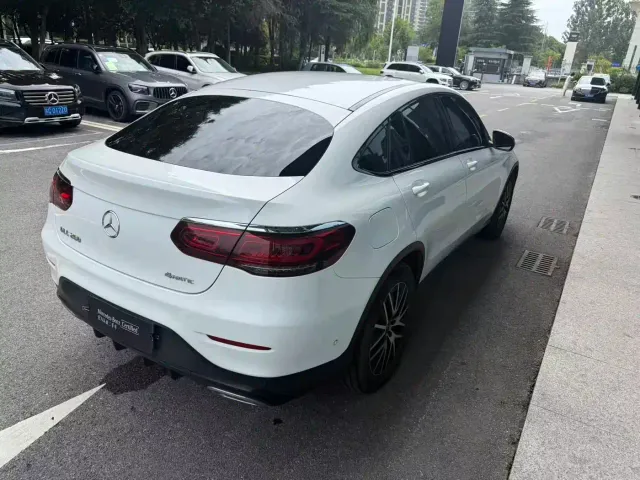 Mercedes-Benz GLC Coupe — Фото автомобиля 2
