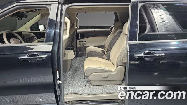 Kia Carnival 4th Gen — Фото автомобиля 11