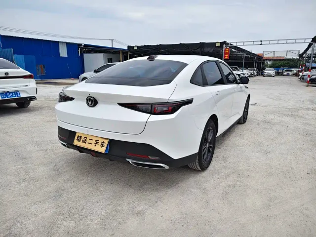 Changan Lamore — Фото автомобиля 15