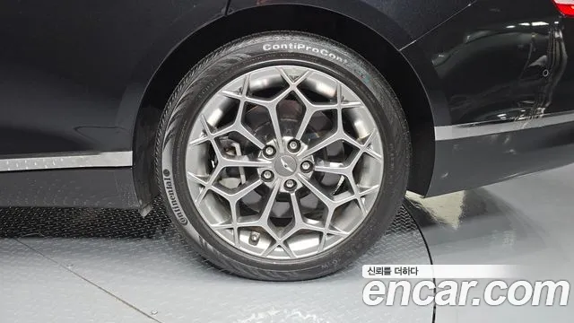 Genesis G80 RG3 — Фото автомобиля 6