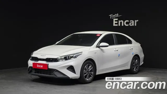 Фотография автомобиля — Kia K3 Generation 2