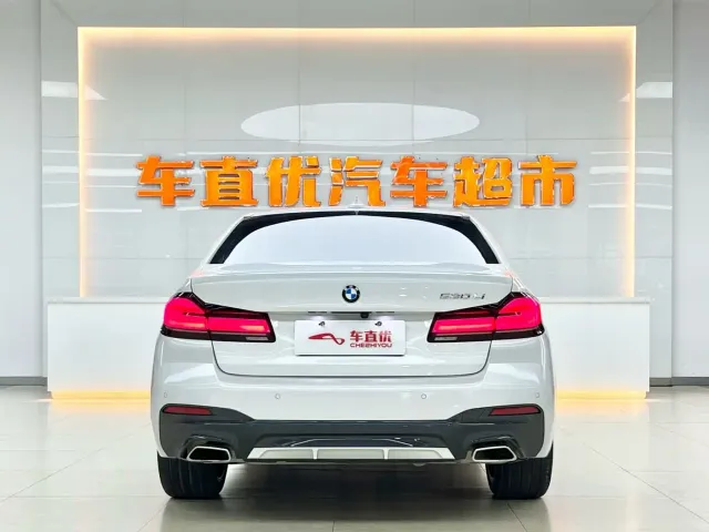 BMW 5 Series — Фото автомобиля 6