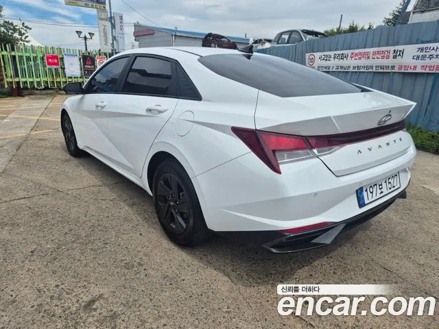 Hyundai AVANTE Avante (CN7) — Фото автомобиля 3