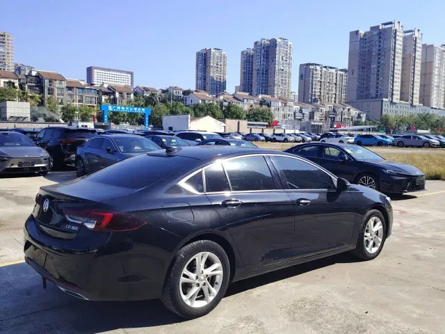 Buick Regal — Фото автомобиля 4