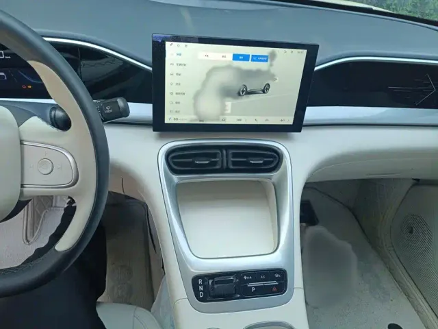 Geely Starry Wish — Фото автомобиля 5