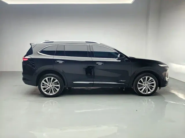 Buick Envision Plus — Фото автомобиля 9