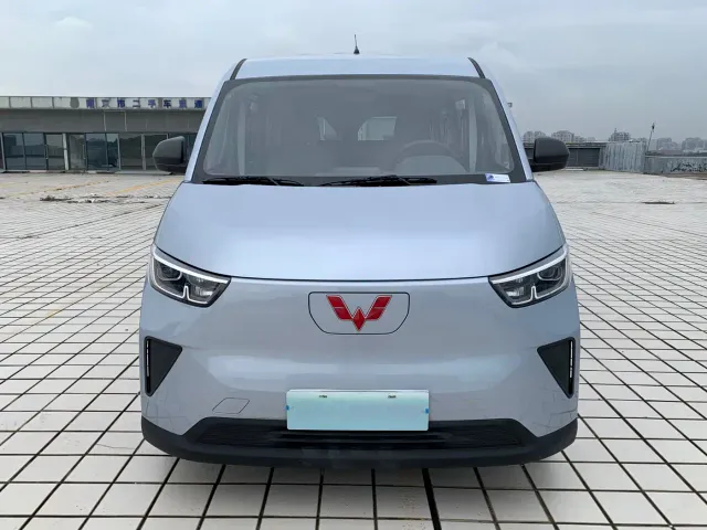 Wuling Yangguang — Фото автомобиля 2