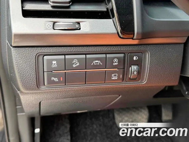 KG_Mobility_Ssangyong Rexton Новый Rexton Sport Khan Дизель 2.2 4WD — Фото автомобиля 14