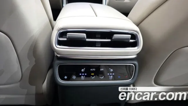 Genesis GV80 — Фото автомобиля 20