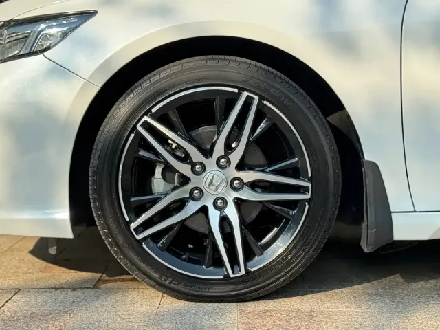 Honda Inspire — Фото автомобиля 23